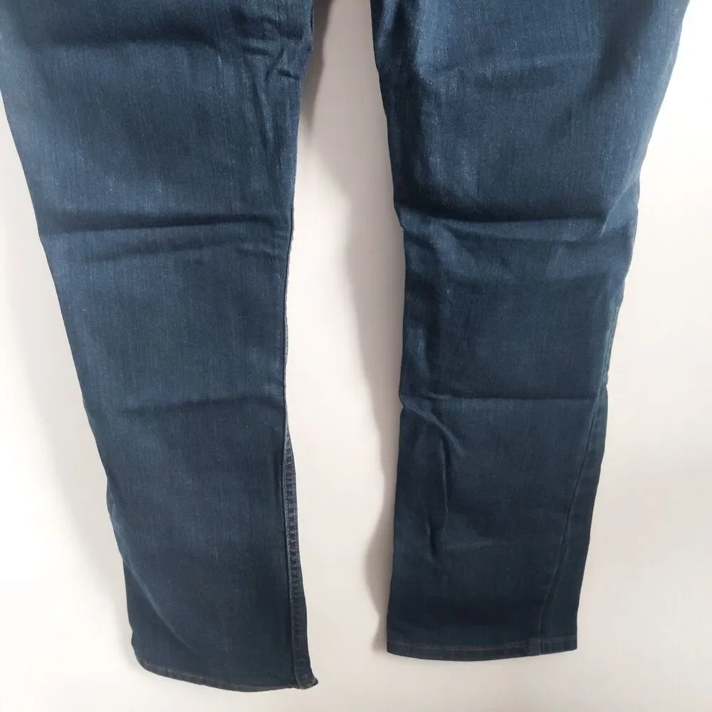 Carhartt Jeans Mens 42x32 Blue Straight Leg Fit Medium Wash Denim Pants 5-Pocket